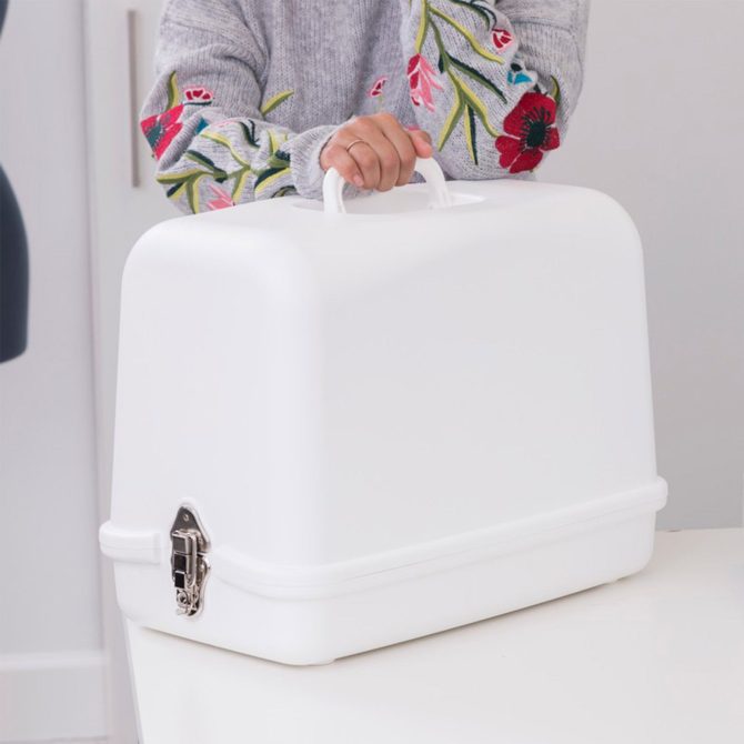 SINGER® Hard Storage Case - Image 2