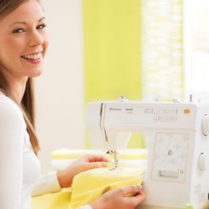 HUSQVARNA® VIKING® H|CLASS™ E10 Sewing Machine - Image 4