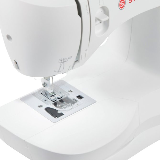 SINGER® Refurbished Simple™ 3337 Sewing Machine - Image 3