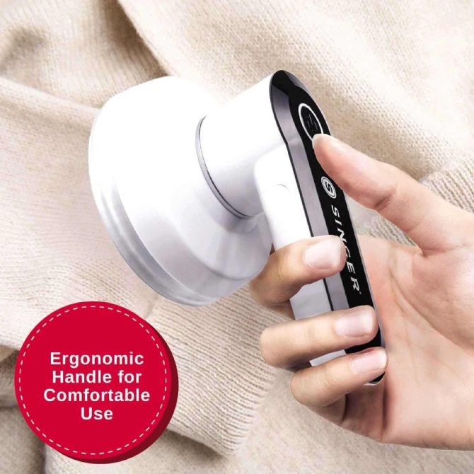 SINGER® Compact Fabric Shaver & Lint Remover - Battery Powered - Image 6