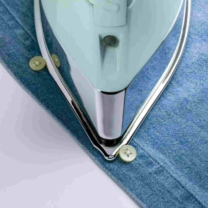SINGER® SteamCraft Plus Steam Iron Mint/Gray - Image 7