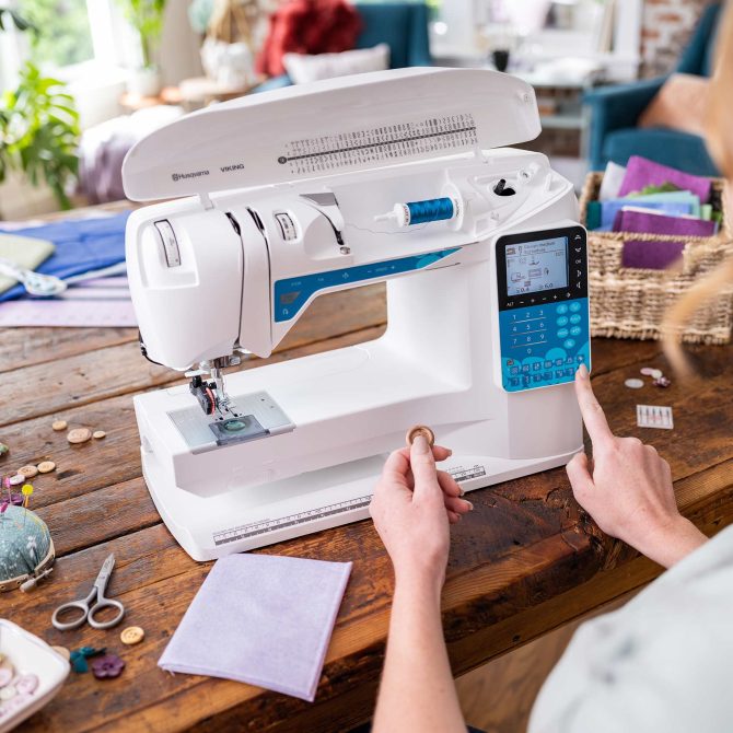 HUSQVARNA® VIKING® OPAL™ 650 Sewing Machine - Image 2