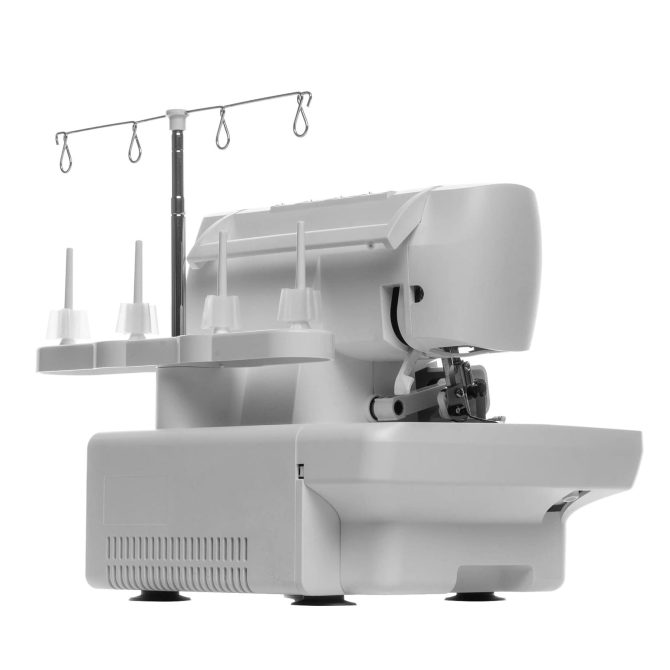 SINGER® S0100 Serger - Image 3