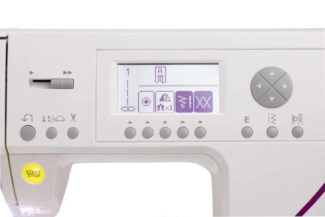 SINGER® Refurbished C430 Sewing Machine - Image 5