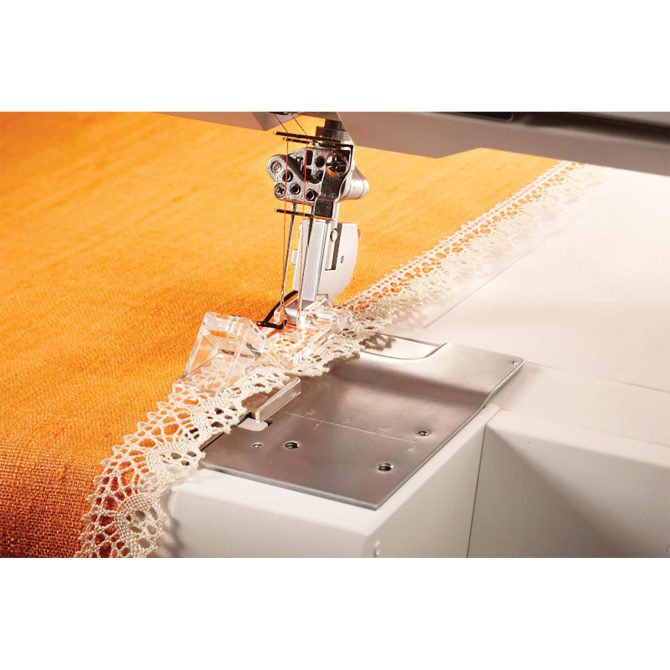 HUSQVARNA® VIKING® Coverstitch Feet Kit - Image 3