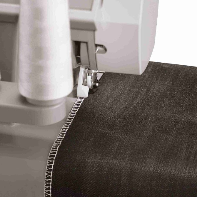 SINGER® 14HD854 Heavy Duty Serger - Image 9