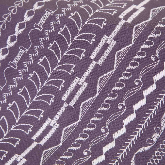 HUSQVARNA® VIKING® BRILLIANCE™ 75Q Sewing Machine - Image 3