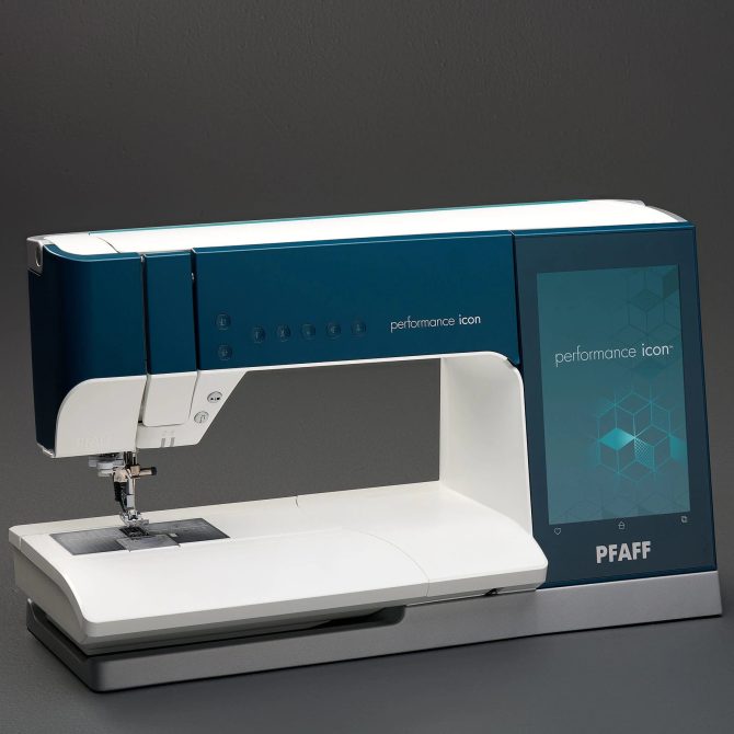 PFAFF® performance icon™ Sewing Machine Essentials Bundle - Image 9
