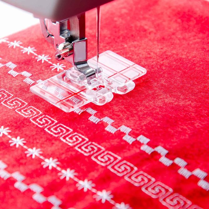 SINGER® Parallel Sewing Foot - Image 4