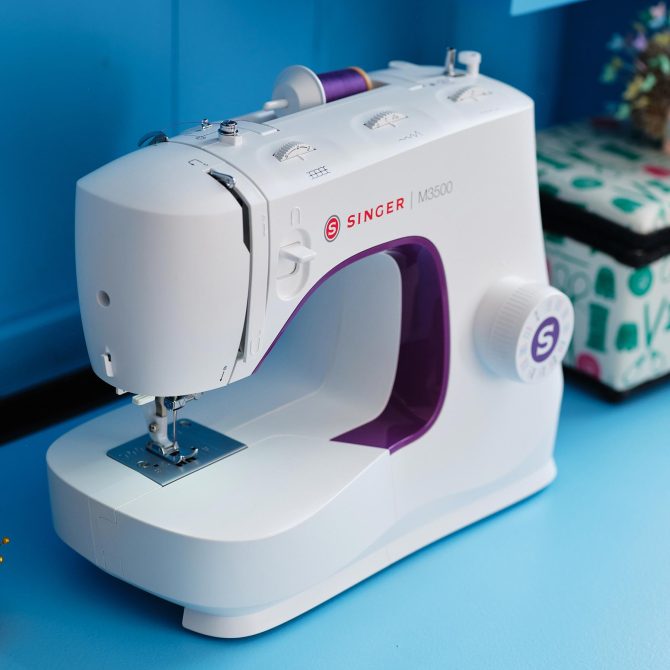 SINGER® M3500 Sewing Machine - Image 2