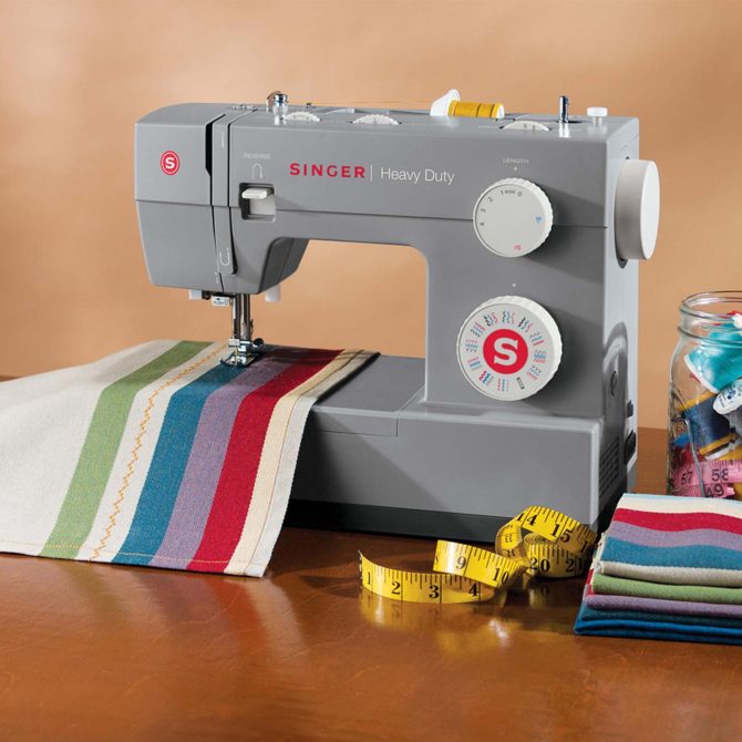 SINGER® Heavy Duty 4432 Sewing Machine - Image 2