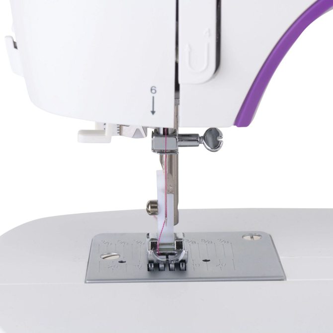SINGER® M3500 Sewing Machine - Image 4