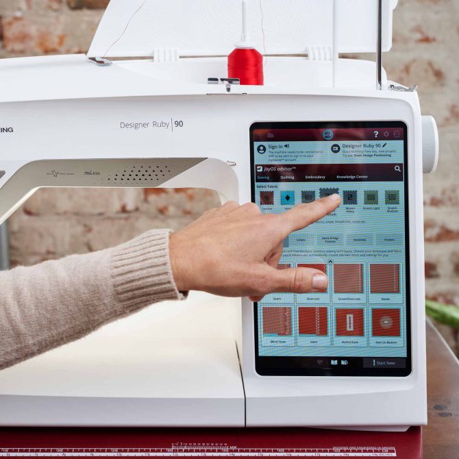 HUSQVARNA® VIKING® DESIGNER RUBY™ 90 Sewing & Embroidery Machine - Image 7