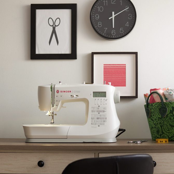 SINGER® Sew & Serge Bundle – Clearance Deal! - Image 5