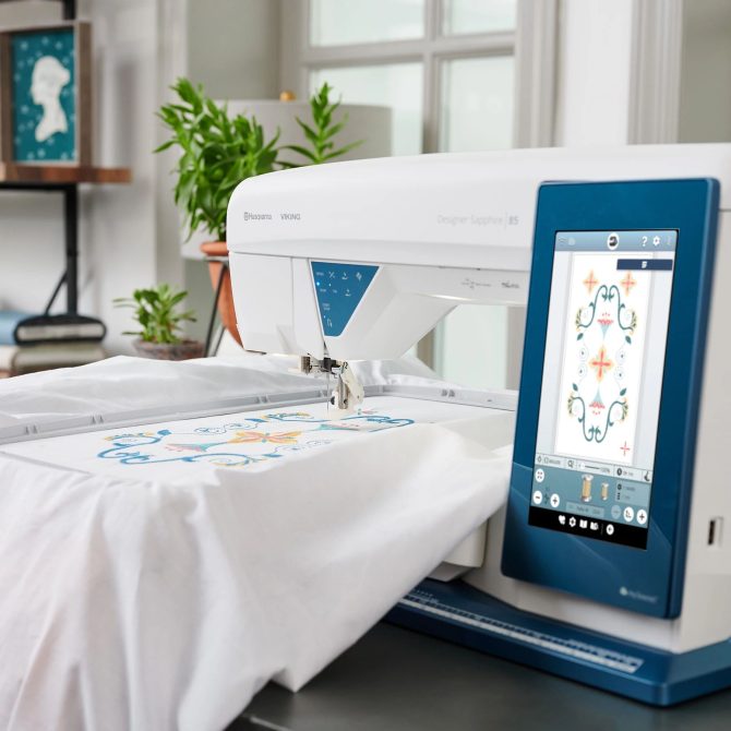 HUSQVARNA® VIKING® Refurbished DESIGNER SAPPHIRE™ 85 Sewing & Embroidery Machine - Image 4