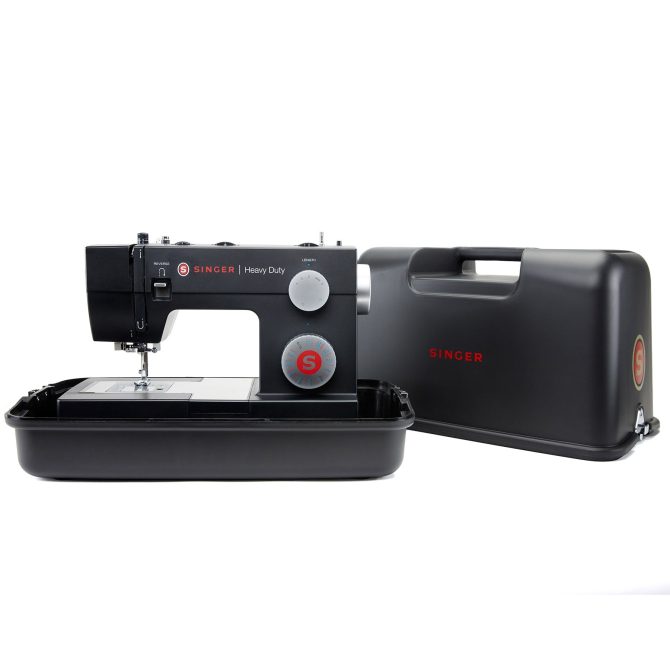 SINGER® Black Universal Hard Case - Image 5