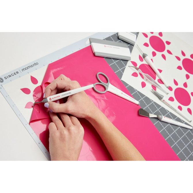 SINGER® MOMENTO™ Heat Press Bundle - Image 4