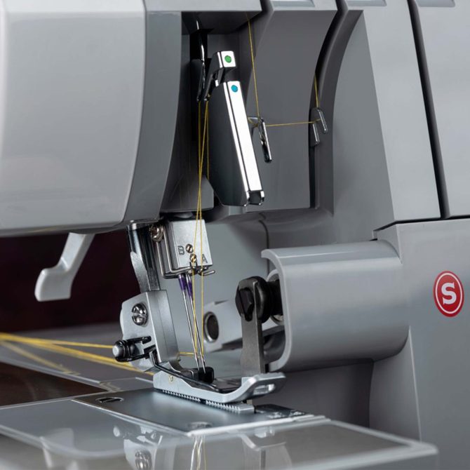 SINGER® HD0400S Heavy Duty Serger - Image 3