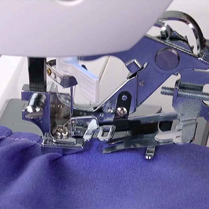 SINGER® Ruffler Foot - Image 3