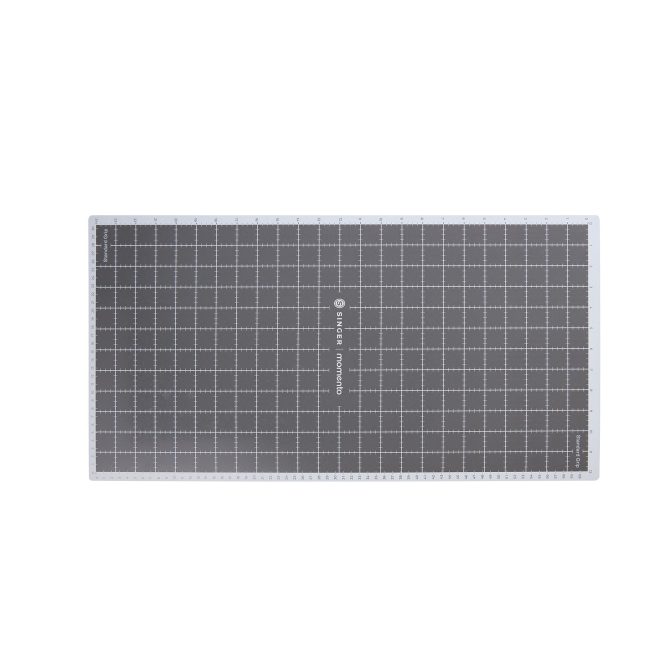 SINGER® MOMENTO™ 12 inch x 24 inch Standard Grip Mat