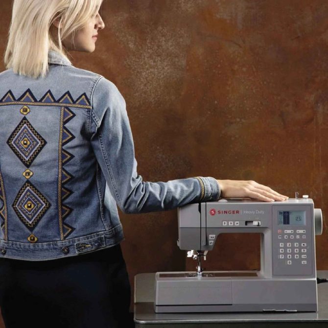 SINGER® Heavy Duty 6800C Sewing Machine - Image 2
