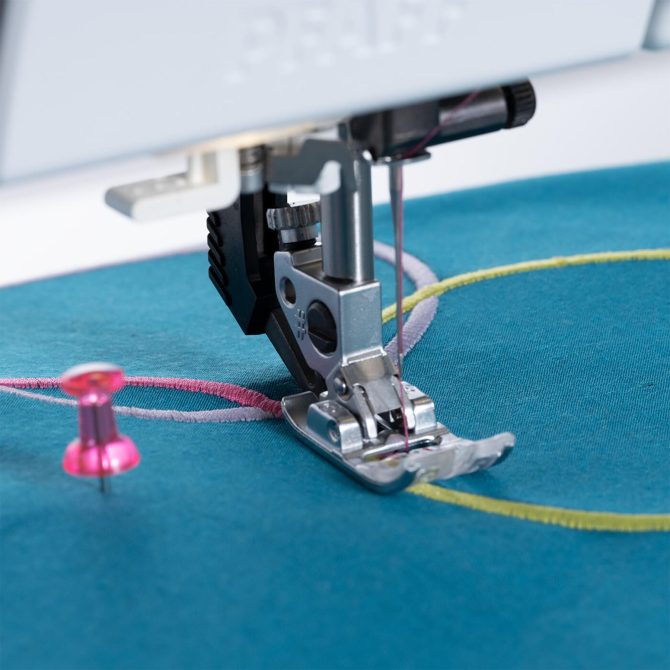 PFAFF® passport™ 2.0 Sewing Machine & Extension Table with Bag Bundle - Image 10