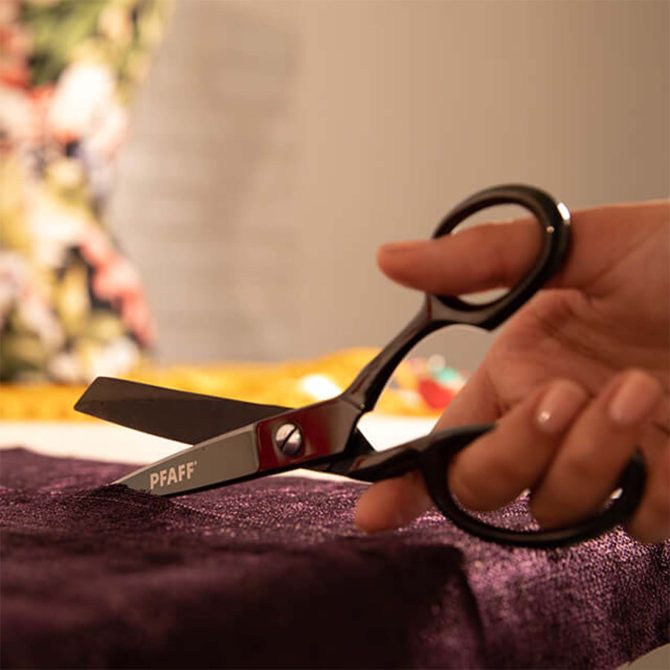 PFAFF® 8 in/20.3 cm Bent Trimmer Scissor - Image 2