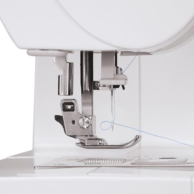 SINGER® Quantum Stylist™ 9985 Sewing Machine - Image 6