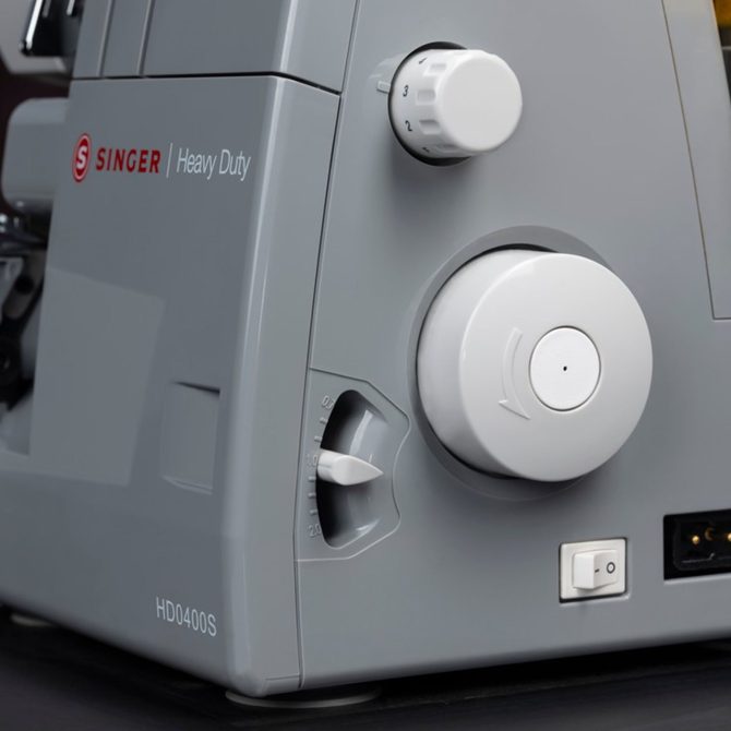 SINGER® HD0400S Heavy Duty Serger - Image 5