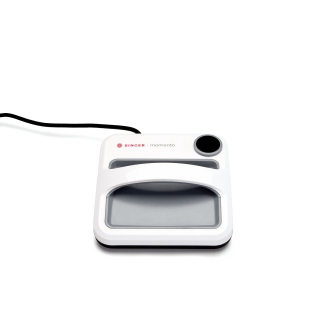 SINGER® MOMENTO™ Heat Press Bundle - Image 2