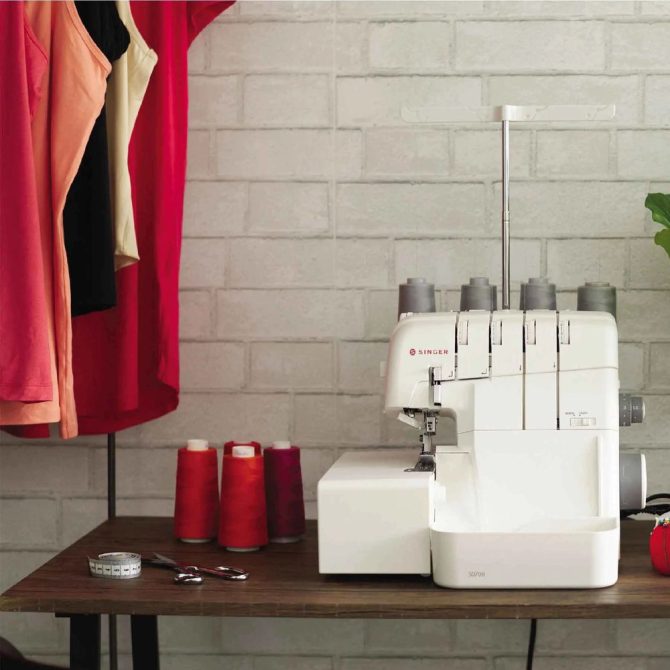 SINGER® Sew & Serge Bundle – Clearance Deal! - Image 2