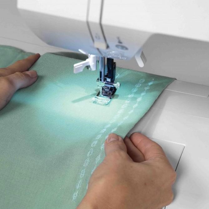 SINGER® Refurbished Confidence™ 7363 Sewing Machine - Image 2