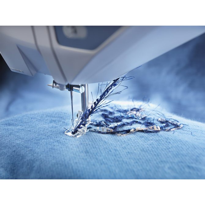 HUSQVARNA® VIKING® Yarn Couching Presser Feet Set - Image 2