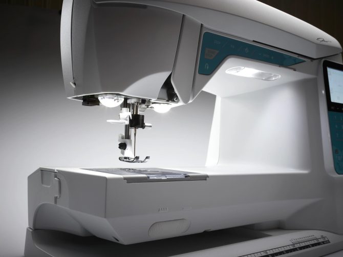 HUSQVARNA® VIKING® Refurbished OPAL™ 650 Sewing Machine - Image 8