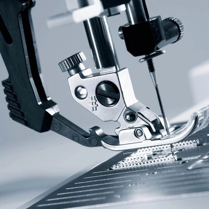 PFAFF® quilt expression™ 720 Sewing Machine Special Edition - Image 8