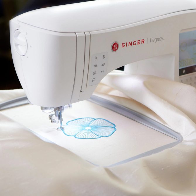SINGER® Legacy™ SE300 Sewing & Embroidery Machine - Image 3