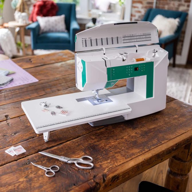 HUSQVARNA® VIKING® JADE™ 20 Sewing Machine - Image 2
